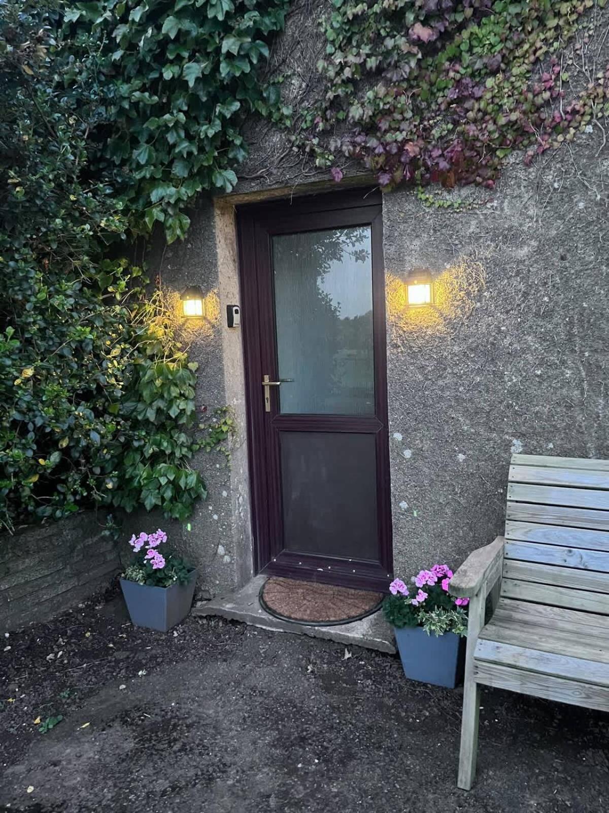 Farmhouse Apartment Saint Ishmaels  Kültér fotó